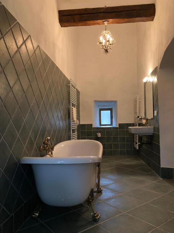 Zamek Kolstejn - Hotel Chateau Goldenstein Branná 외부 사진