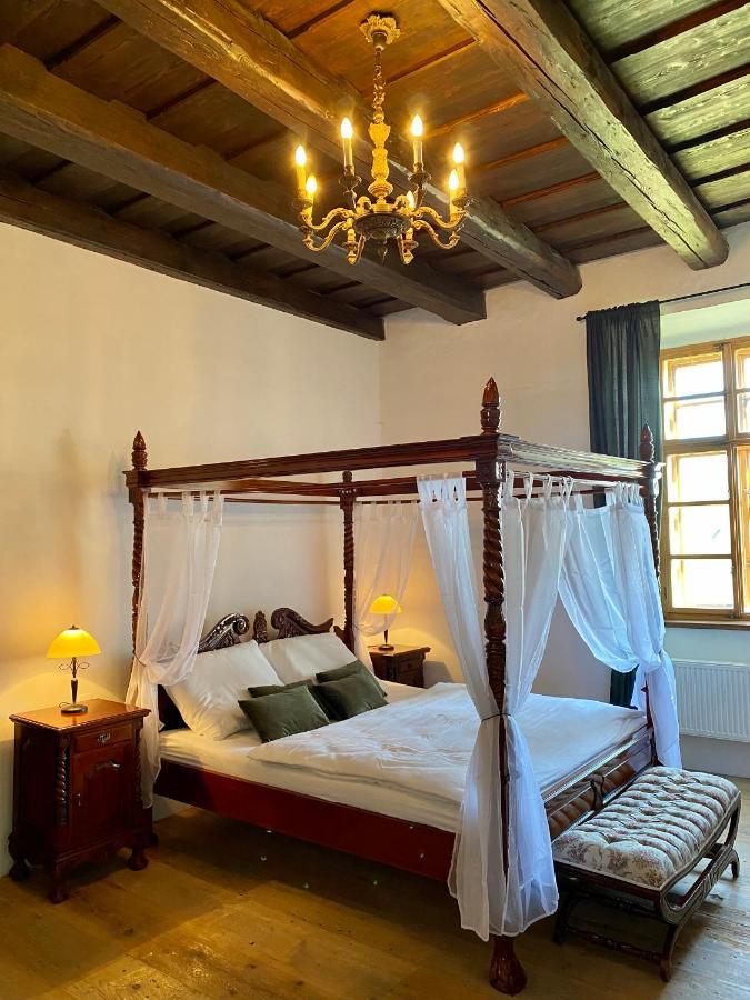 Zamek Kolstejn - Hotel Chateau Goldenstein Branná 외부 사진
