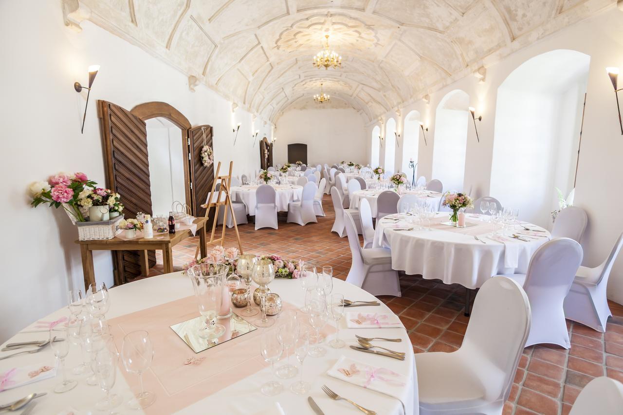 Zamek Kolstejn - Hotel Chateau Goldenstein Branná 외부 사진