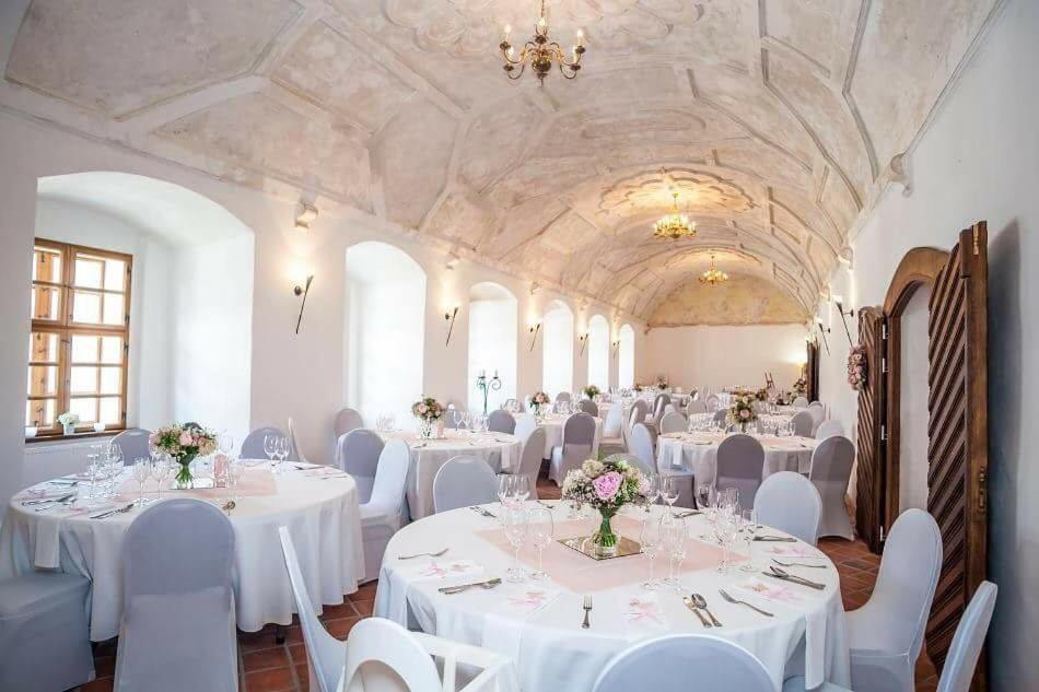 Zamek Kolstejn - Hotel Chateau Goldenstein Branná 외부 사진